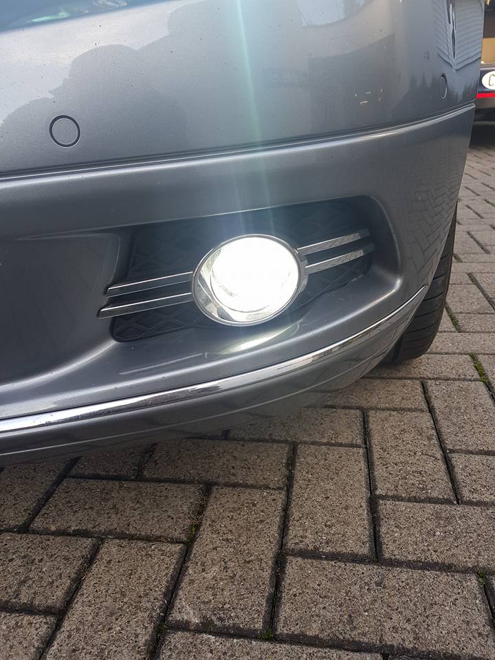 MERCEDES C-Klasse (W/S / C204)  ab 2011-2014  LED Upgrade-Set mit Halogen-Scheinwerfer