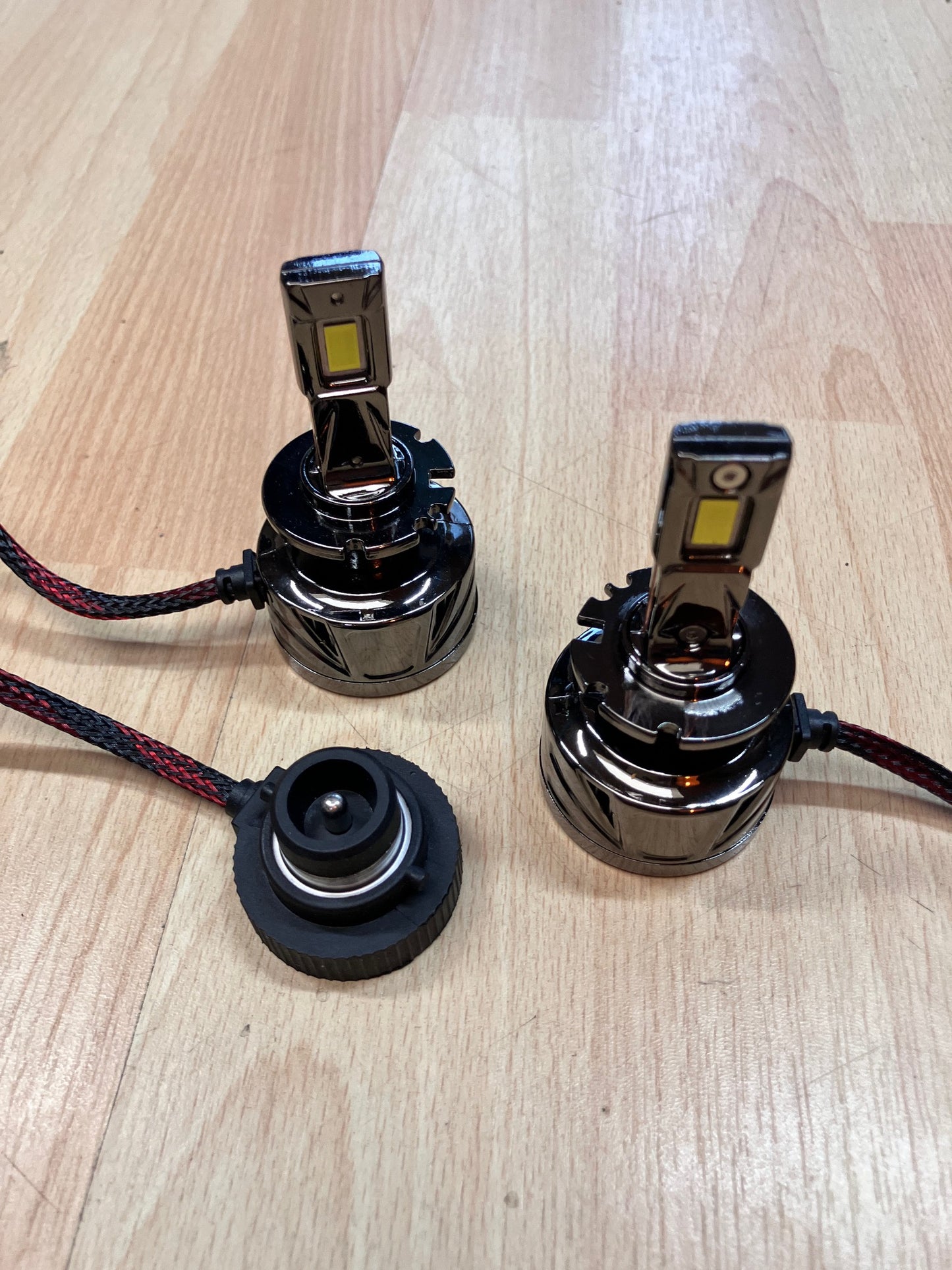 D2S LED D-Serie Ersatz dür Xnonbrenner 280% mehr Licht 2 Stk.